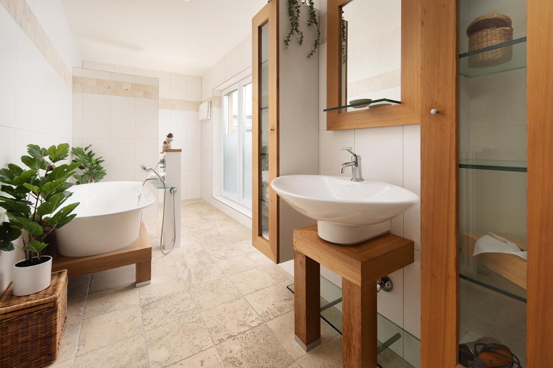 Hotel Vier Jahreszeiten Therme & Kliniken Bad Krozingen Naehe Freiburg & Schwarzwald Ideal Fuer Wellness Kur & Business Ausfluege 24H Check In- Wlan & Parken Gratis Экстерьер фото