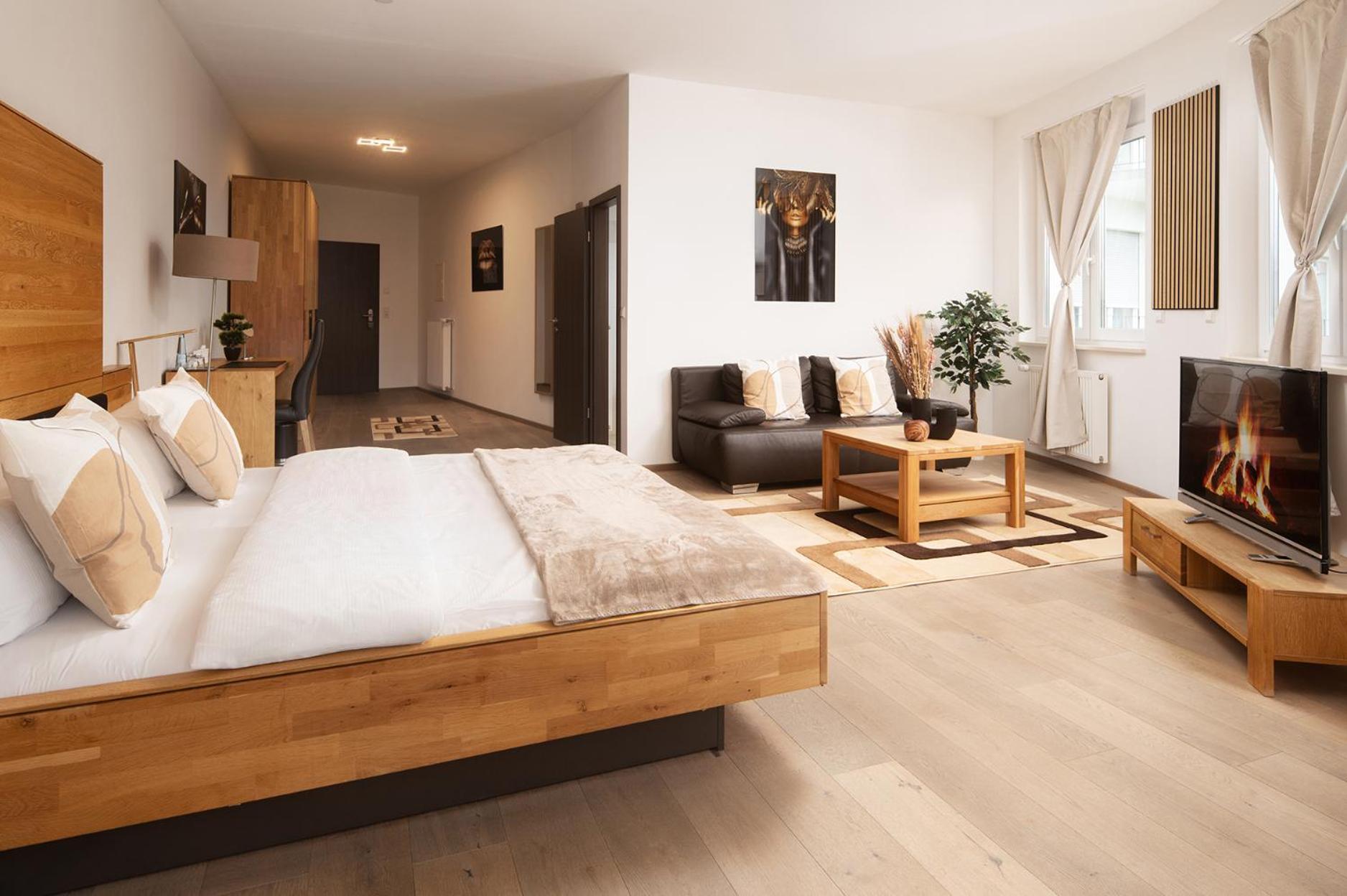 Hotel Vier Jahreszeiten Therme & Kliniken Bad Krozingen Naehe Freiburg & Schwarzwald Ideal Fuer Wellness Kur & Business Ausfluege 24H Check In- Wlan & Parken Gratis Экстерьер фото